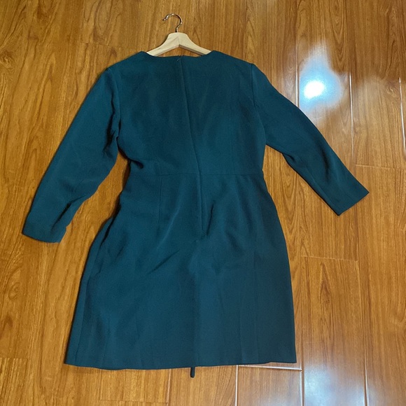 Dress - Picture 3 of 3